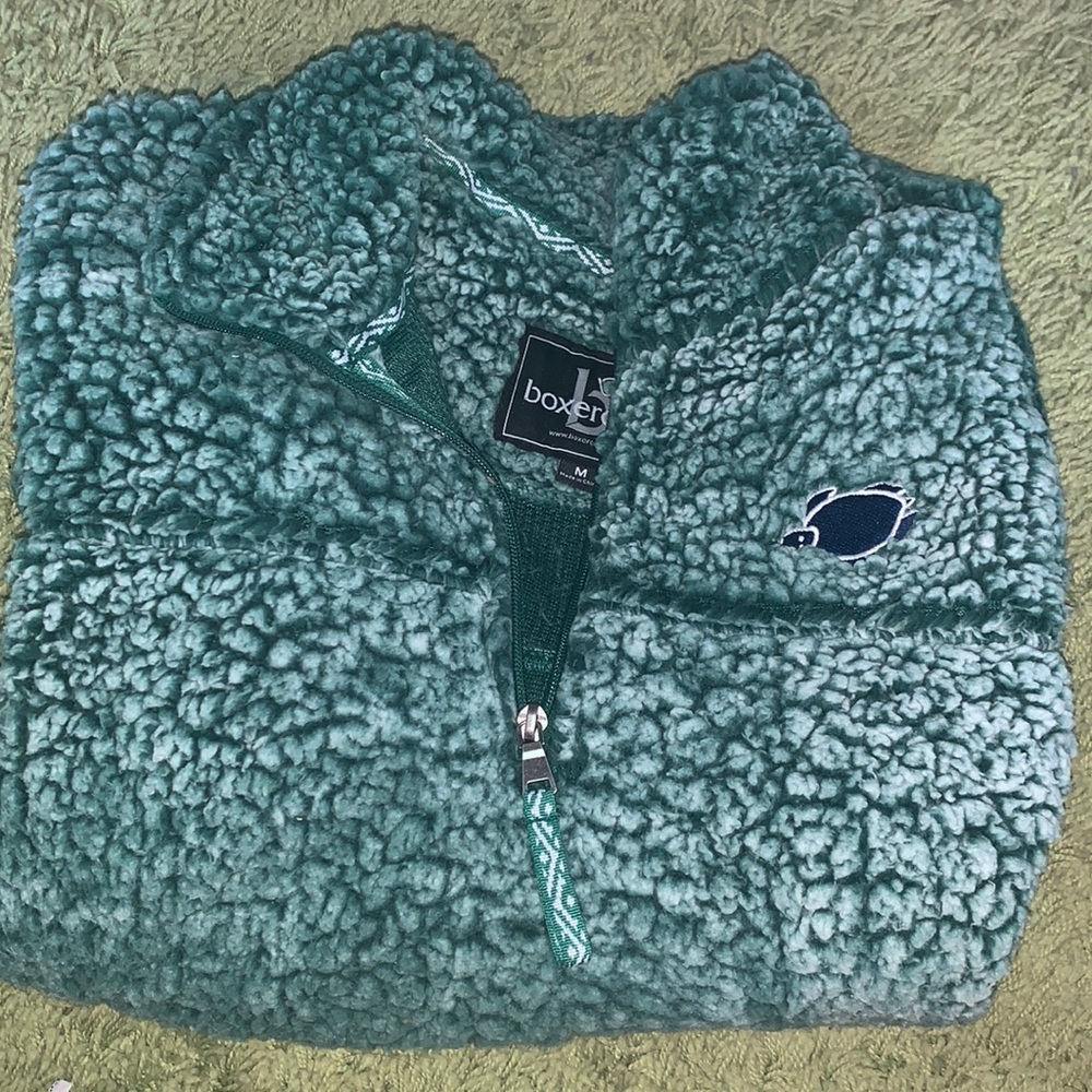 Fuzzy crew neck **shellycove**